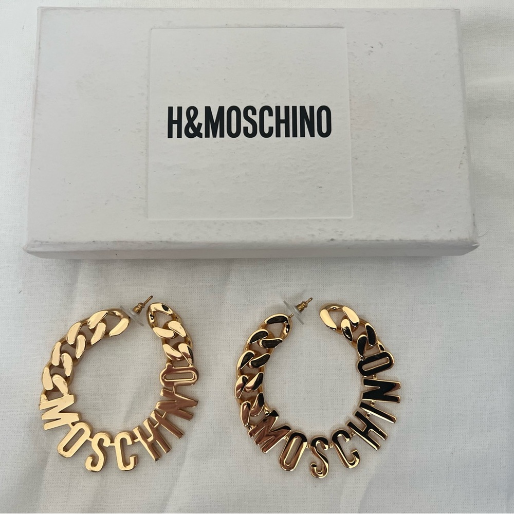 NEW H&M Moschino Gold Chain Logo Hoop Earrings